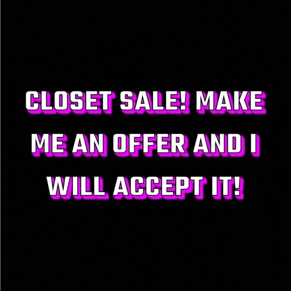 closet sale! make me an offer and i will accept! - Picture 1 of 1